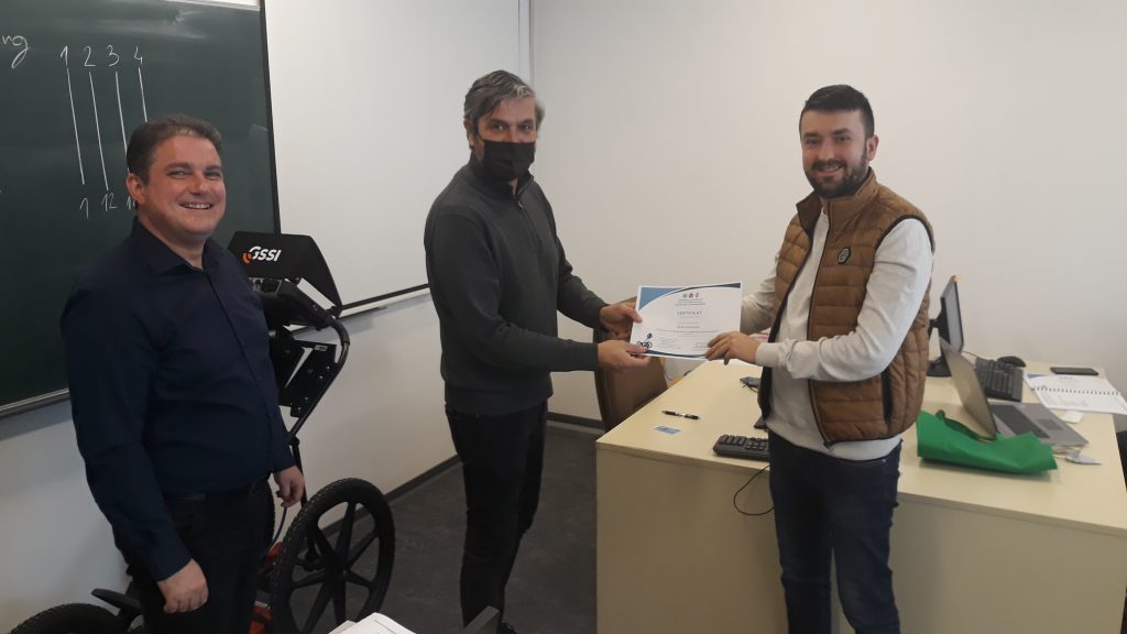 A course on “Technology of scanning and data processing with ground penetrating radar – georadar”